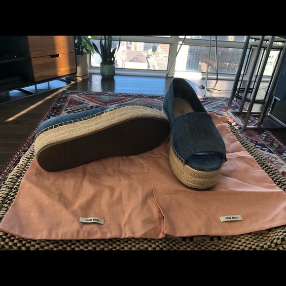 Miu Miu Denim platform wedges, size 38.5. - Picture 2 of 5